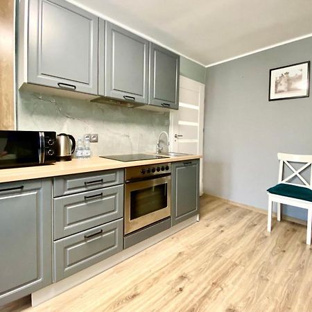 K22 Al Jana Pawla II Apartments 1 วอร์ซอ ภายนอก รูปภาพ