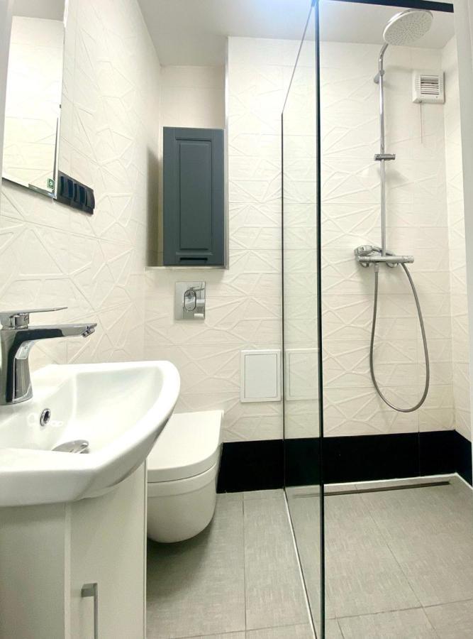 K22 Al Jana Pawla II Apartments 1 วอร์ซอ ภายนอก รูปภาพ