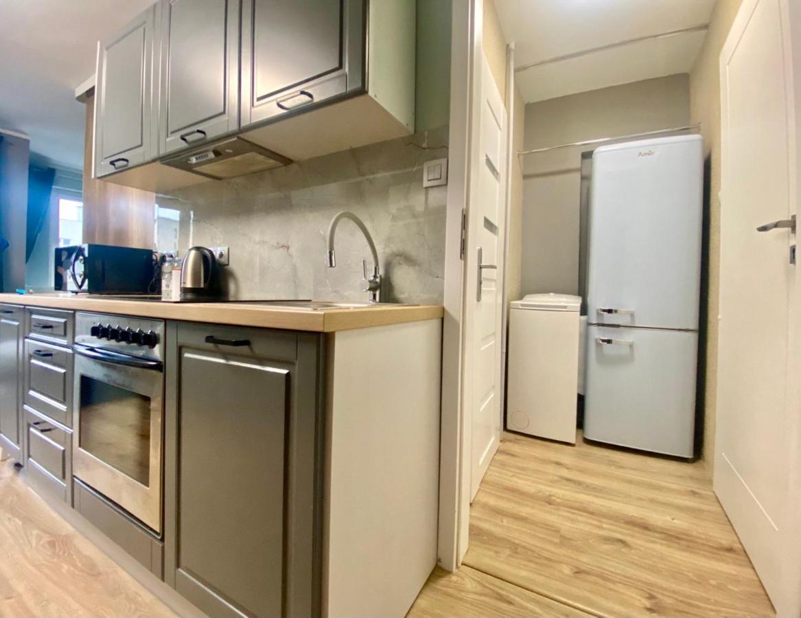 K22 Al Jana Pawla II Apartments 1 วอร์ซอ ภายนอก รูปภาพ