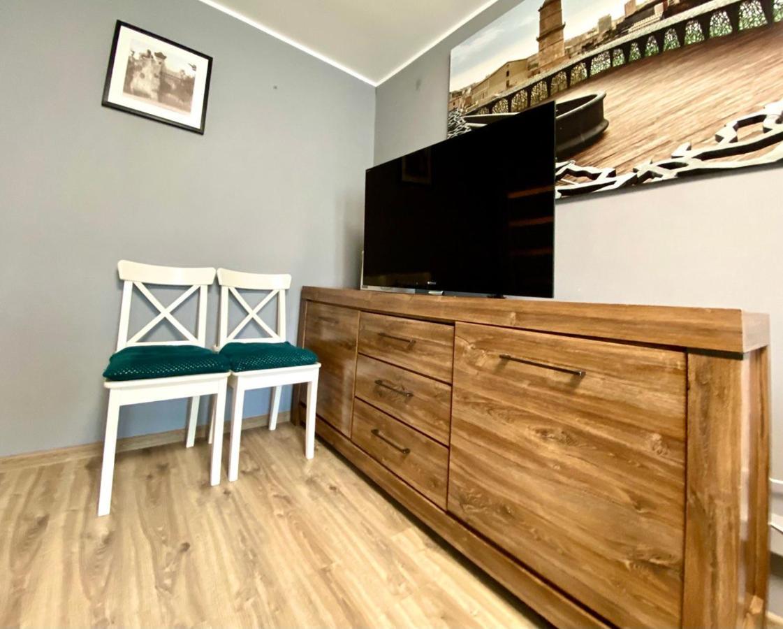 K22 Al Jana Pawla II Apartments 1 วอร์ซอ ภายนอก รูปภาพ